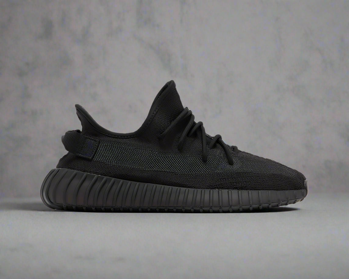 Yeezy 350 V2 Onyx