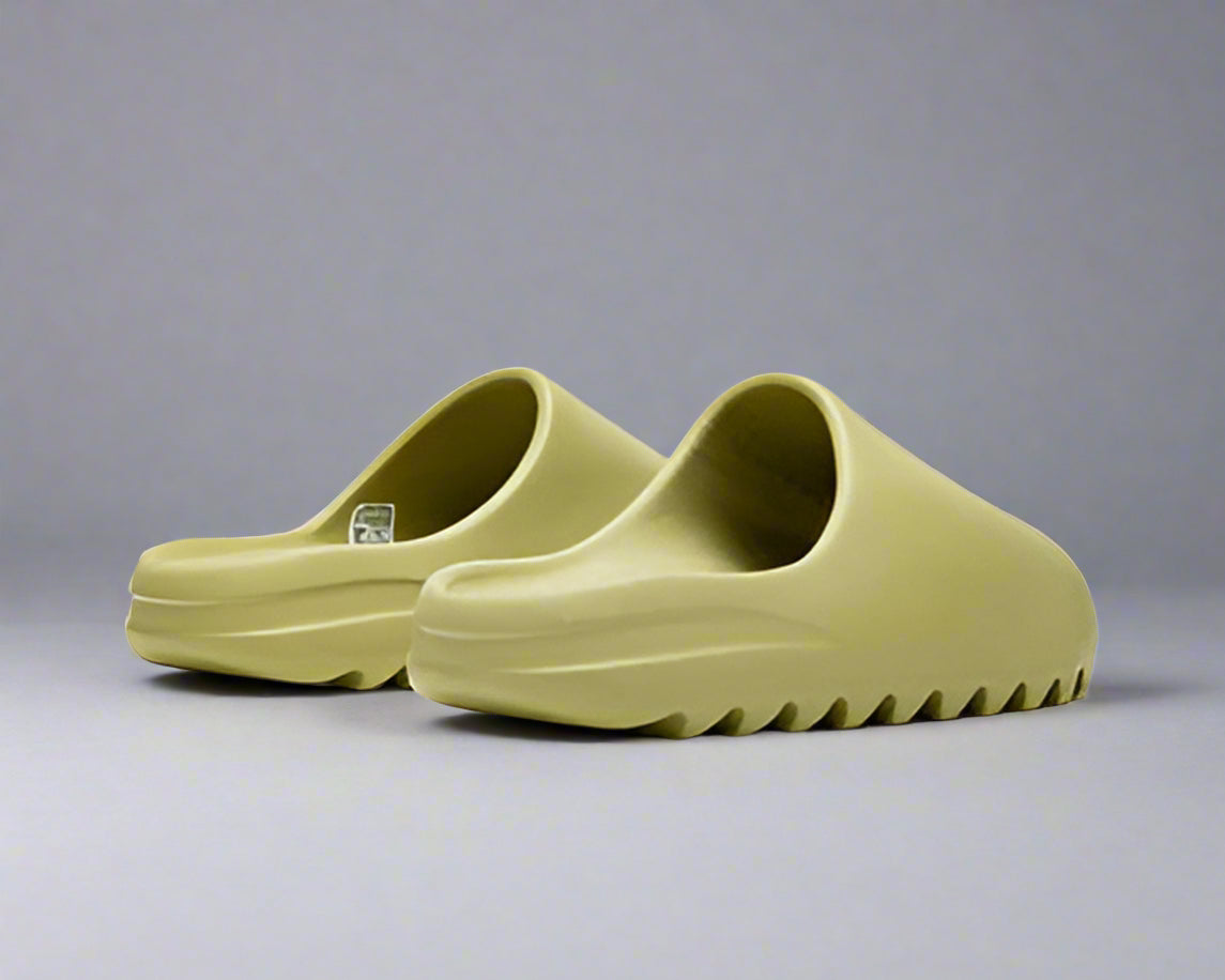 Yeezy Slides Resin