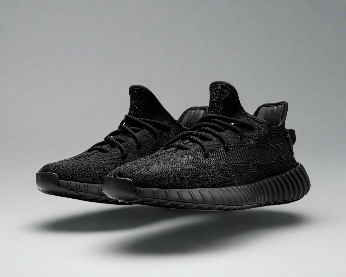 Yeezy 350 V2 Onyx