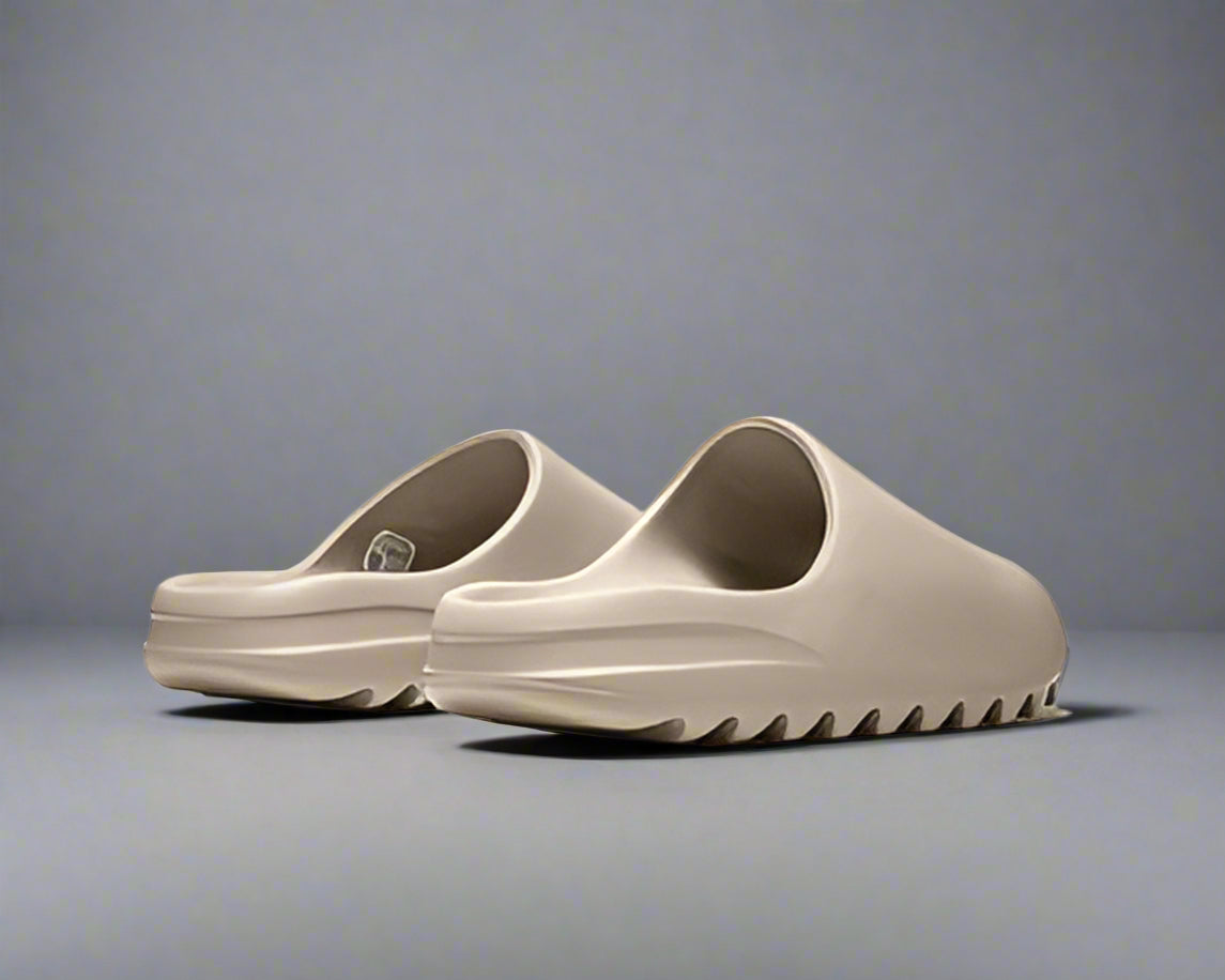 Yeezy Slides Pure