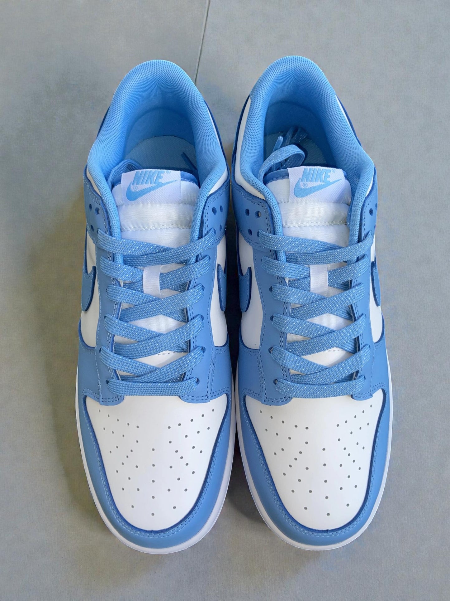 Nike Dunk Low UNC