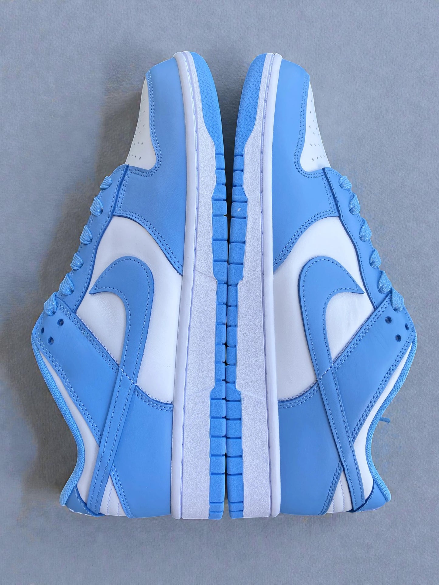 Nike Dunk Low UNC