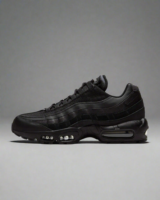 Nike Air Max 95 Triple Black