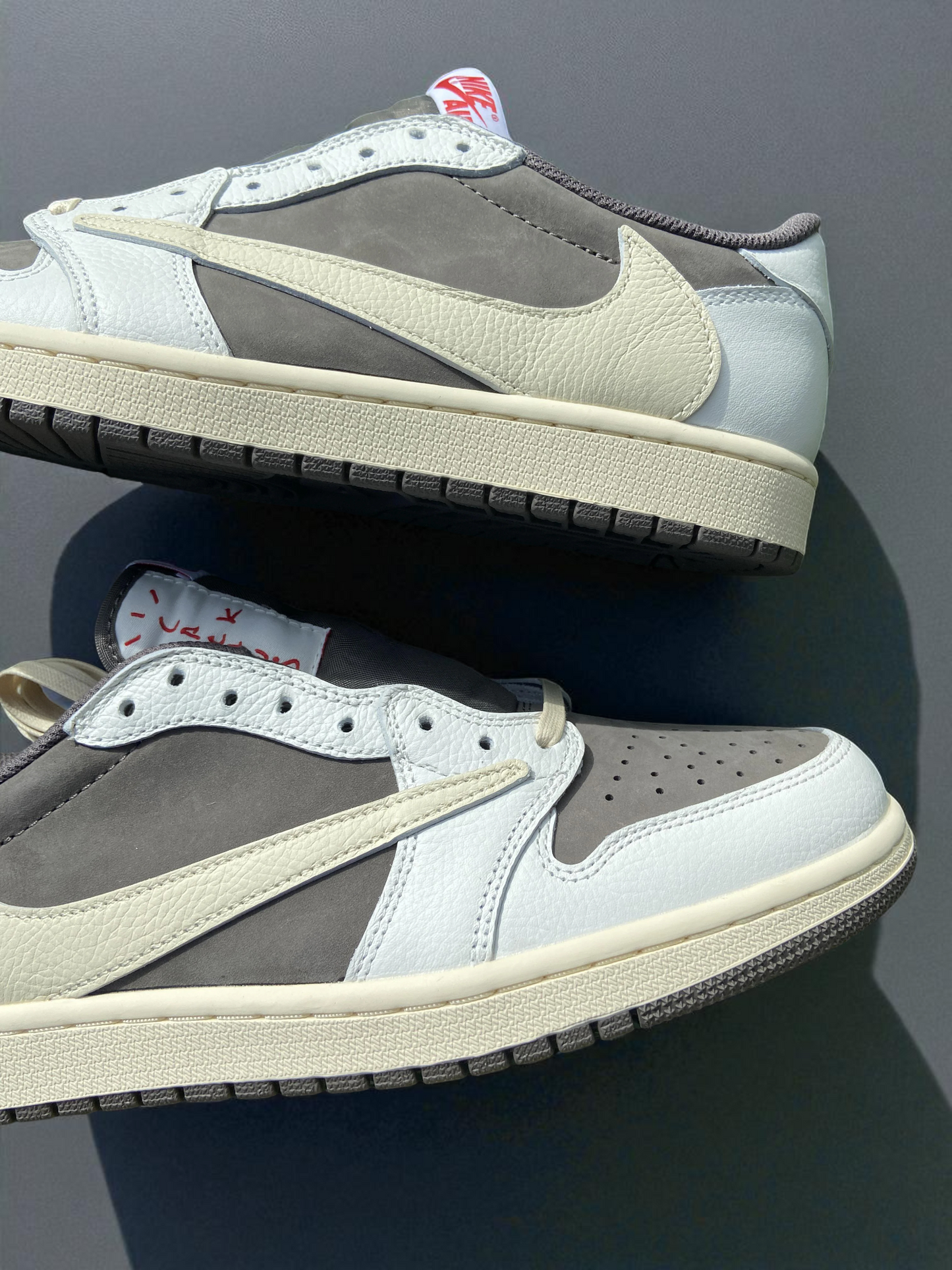 Jordan 1 Travis Scott Reverse Mocha