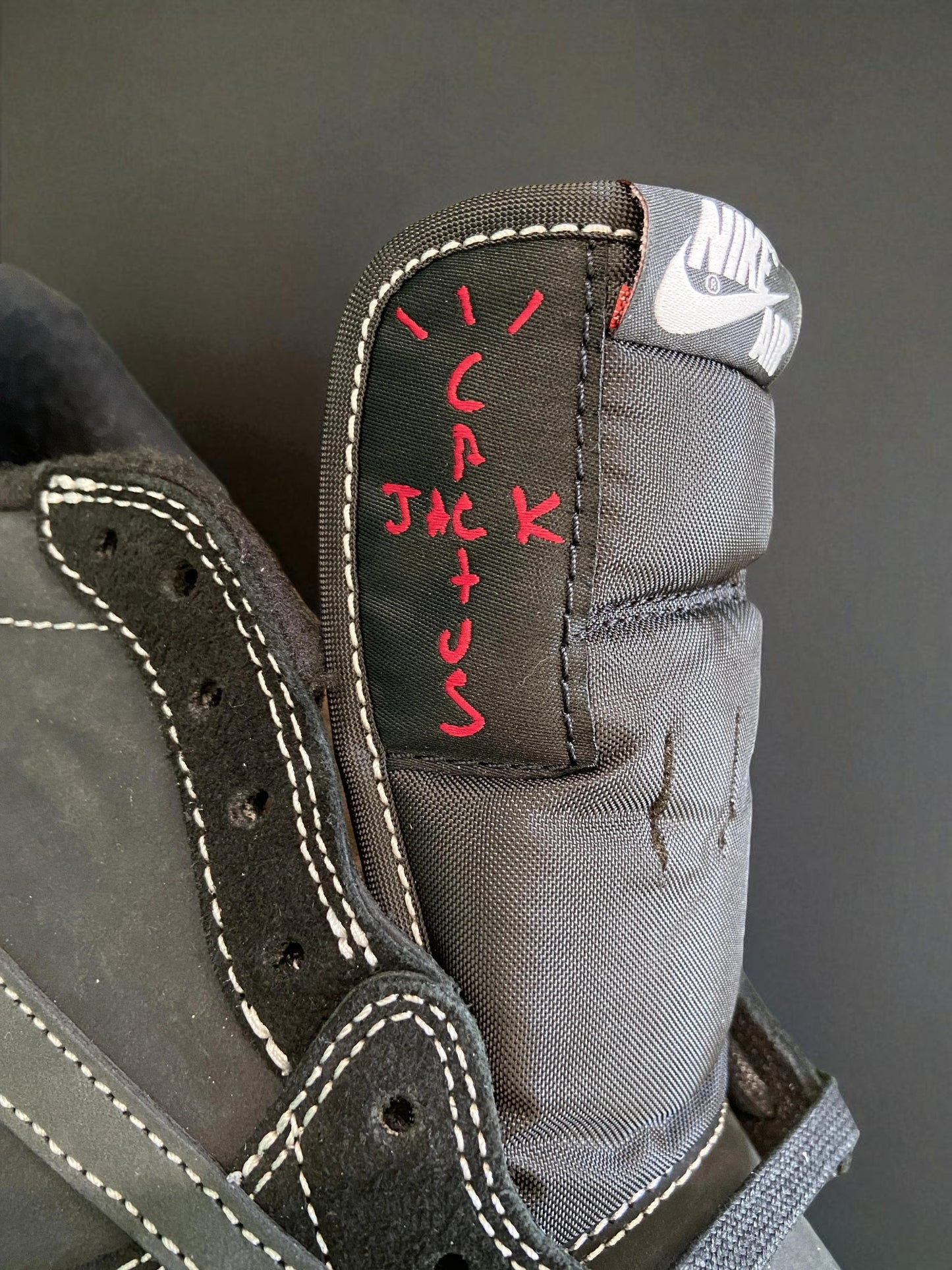 Jordan 1 Low Travis Scott x Phantom