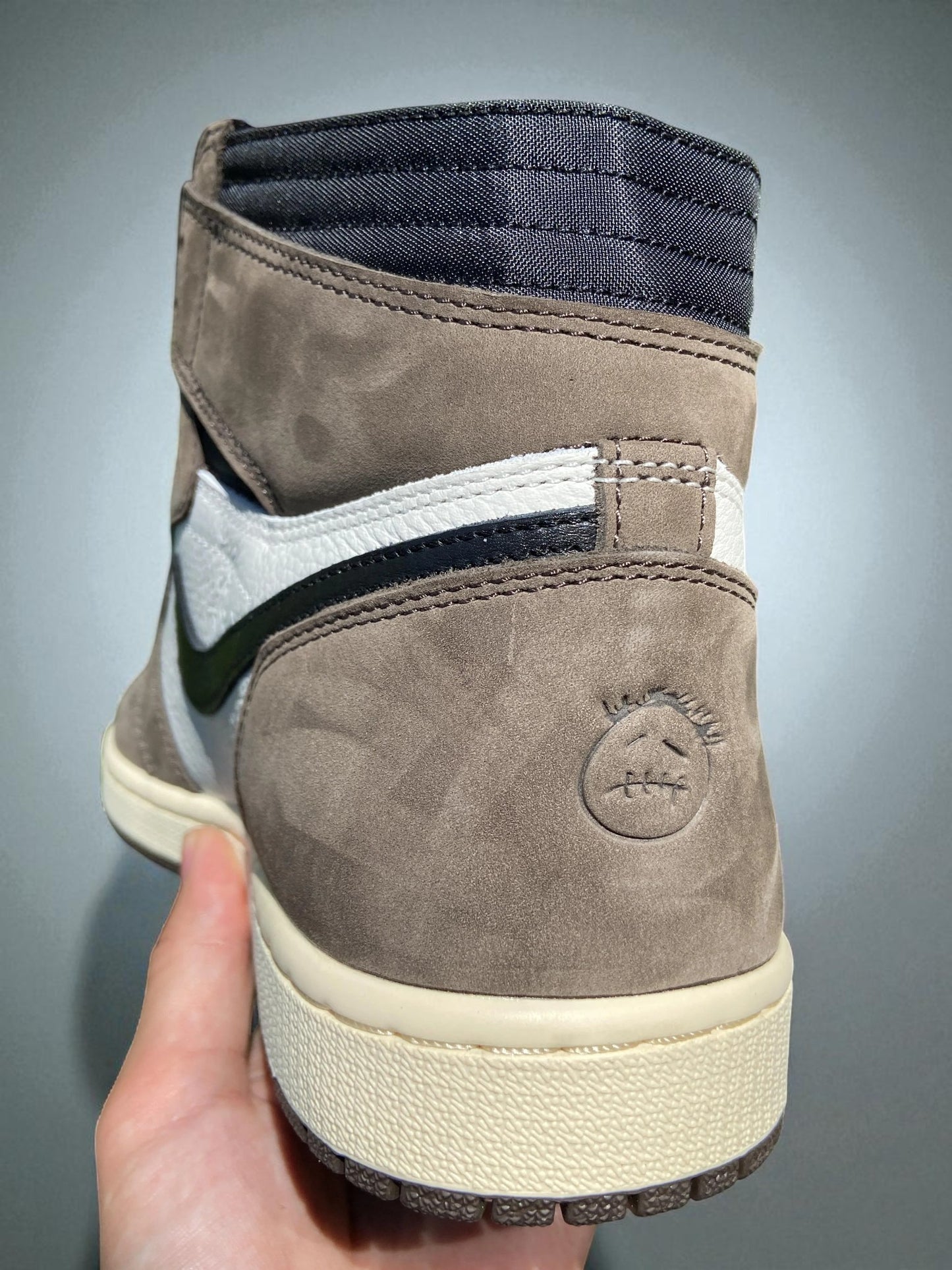Jordan 1 High Travis Scott Mocha