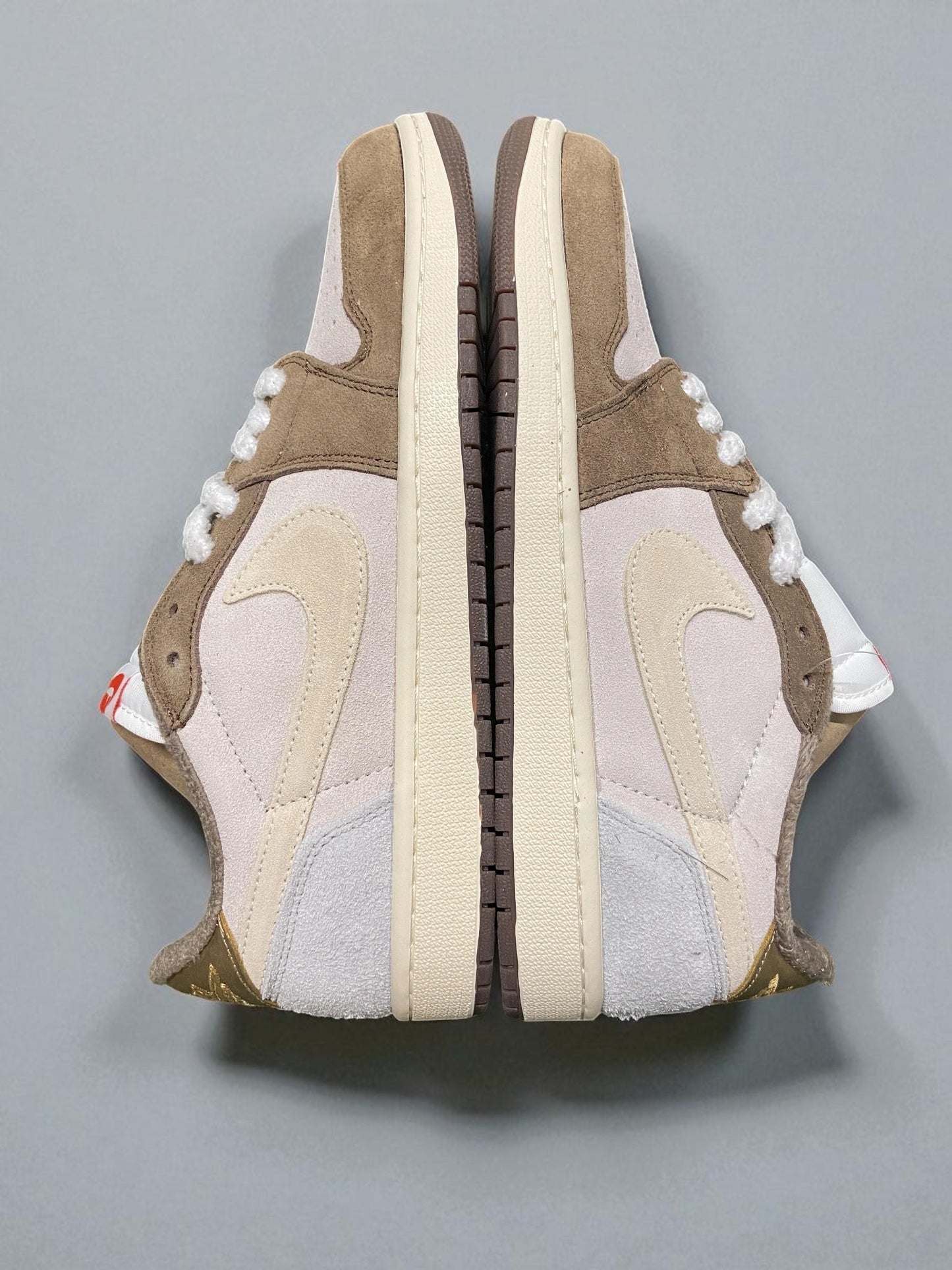 Jordan 1 Low Year OF The Rabbit