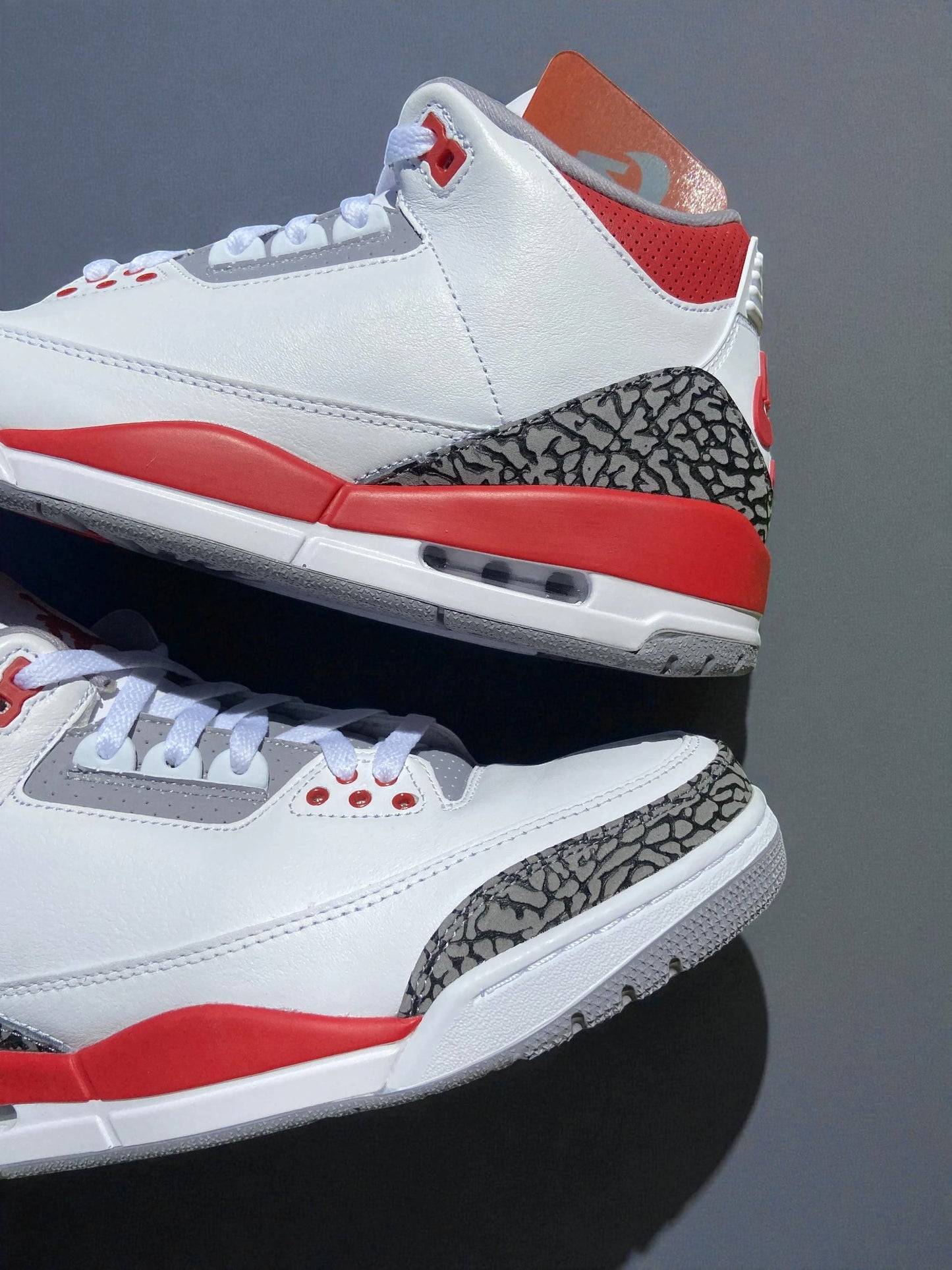 Jordan 3 Fire Red