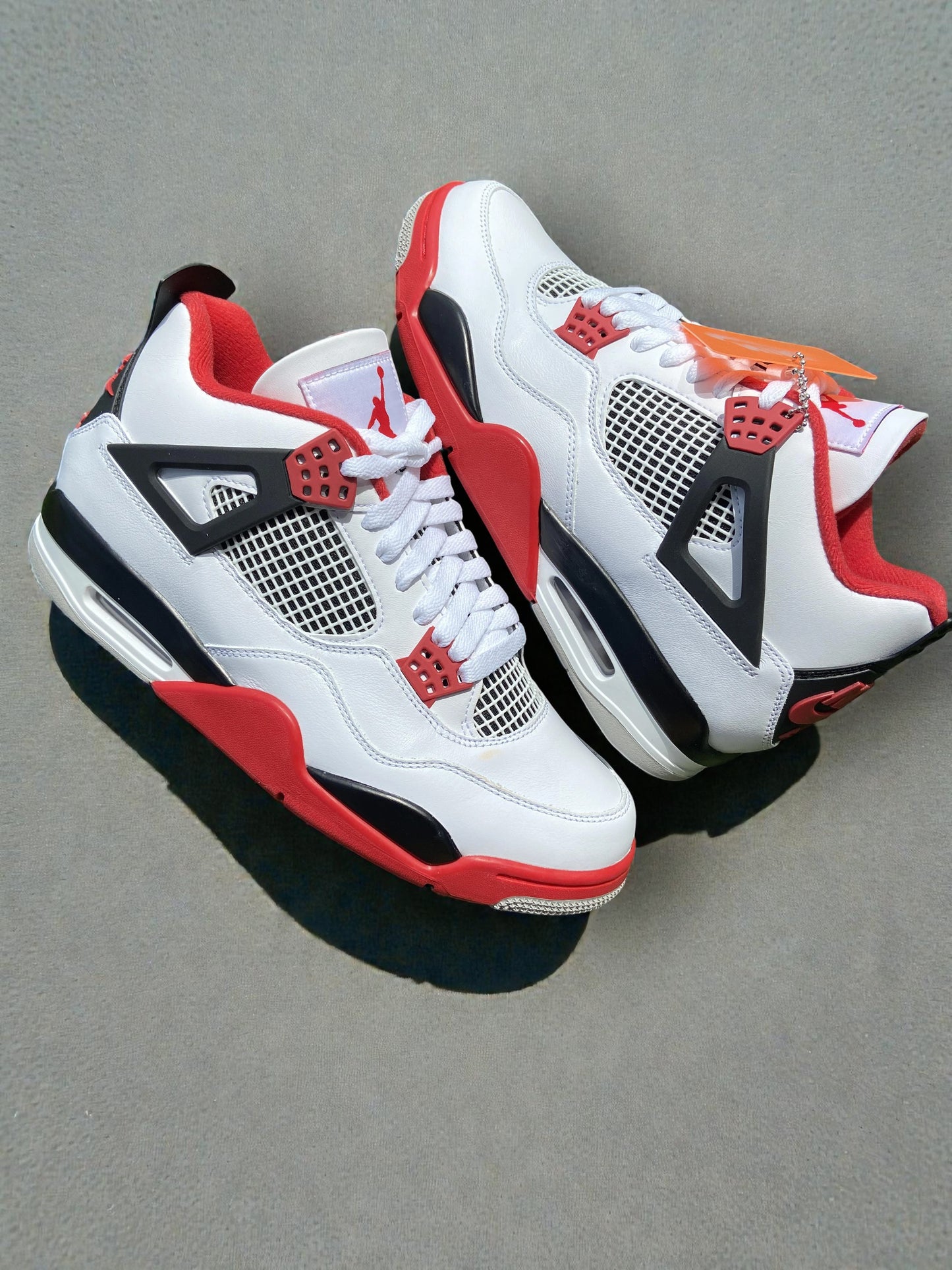 Jordan 4 Fire Red