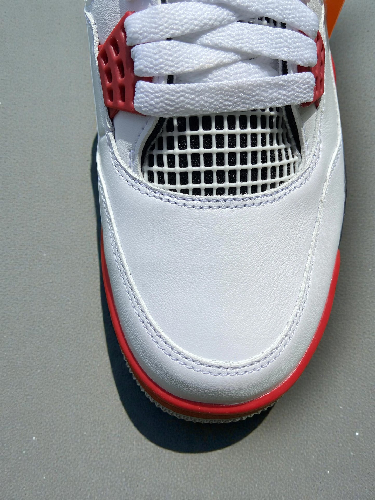 Jordan 4 Fire Red