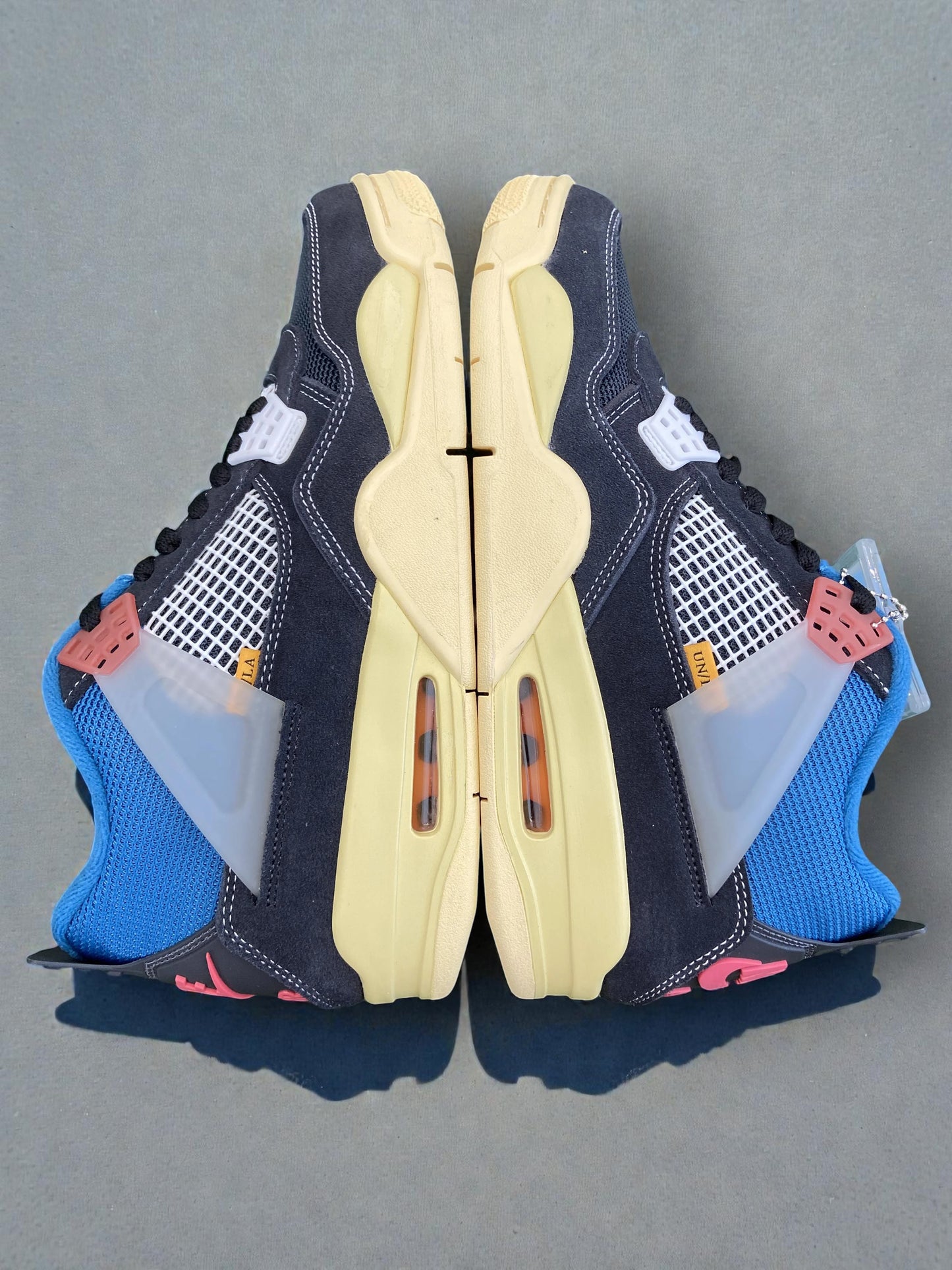 Jordan 4 Off Noir