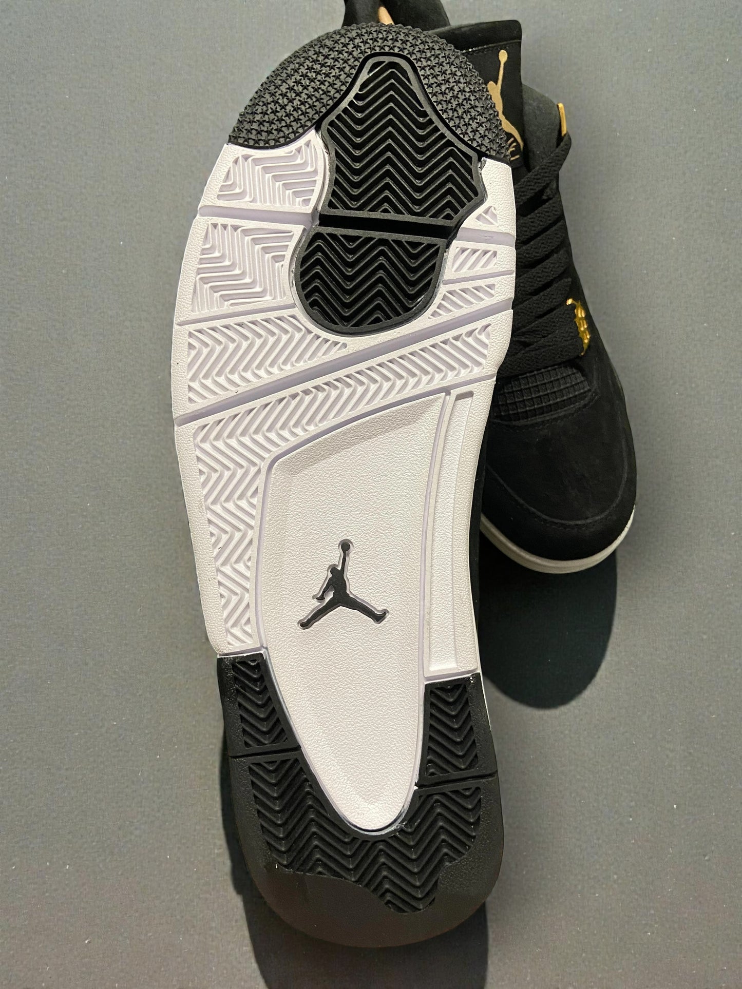 Jordan 4 Royalty