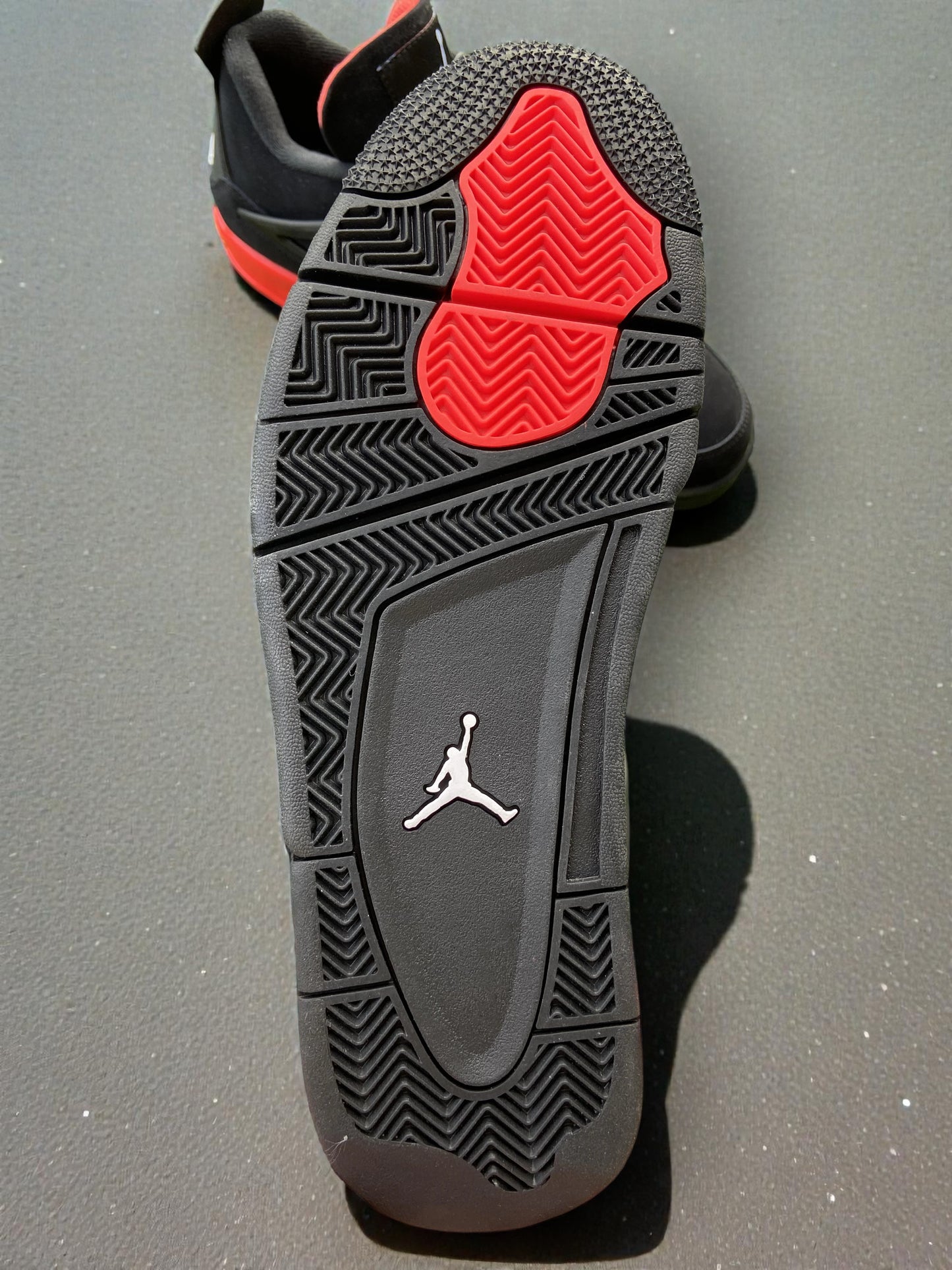 Jordan 4 Red Thunder