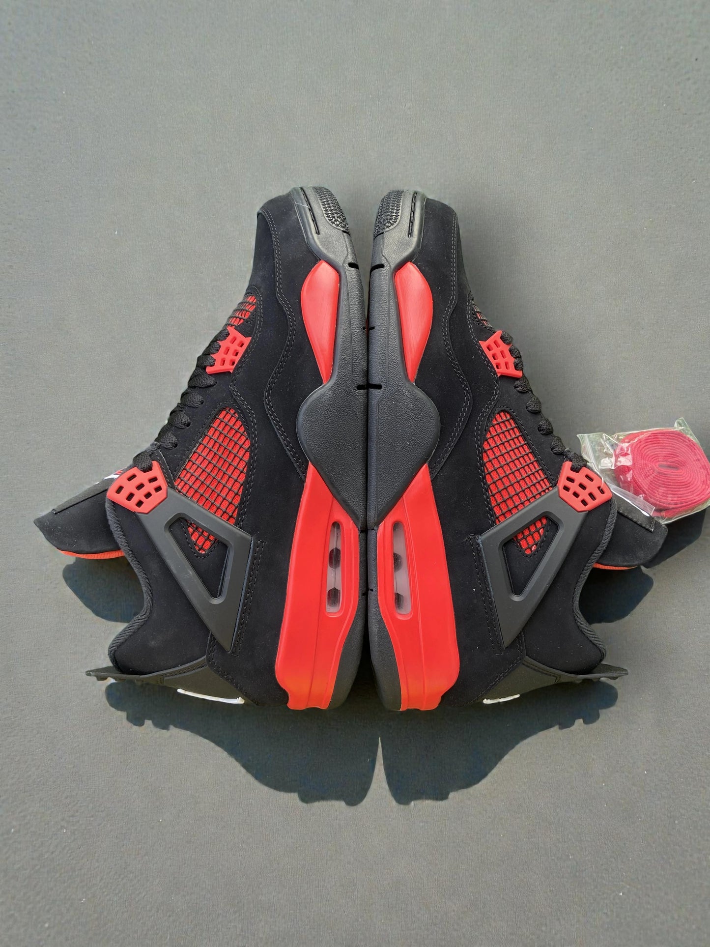 Jordan 4 Red Thunder