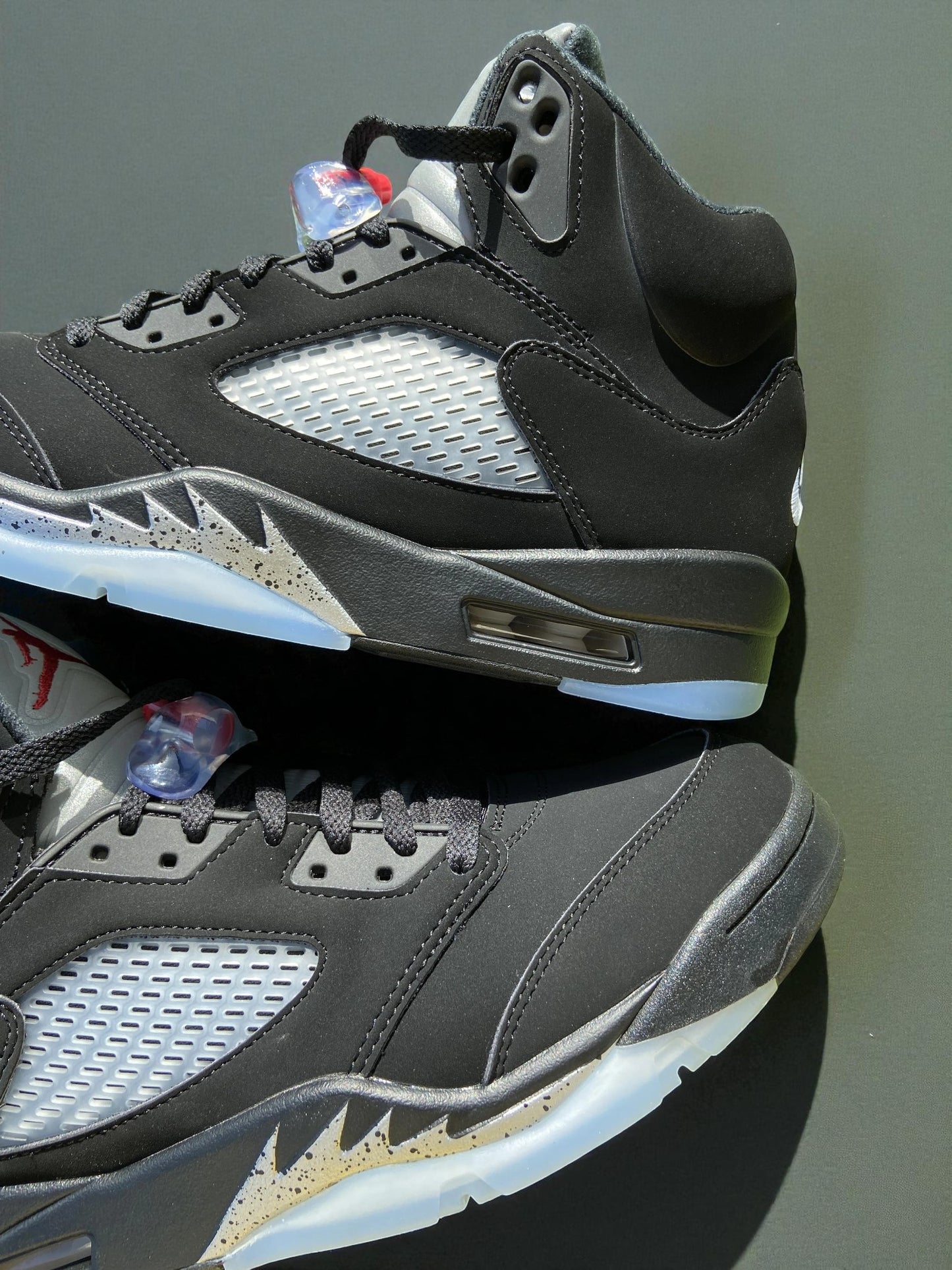 Jordan 5 Metallic