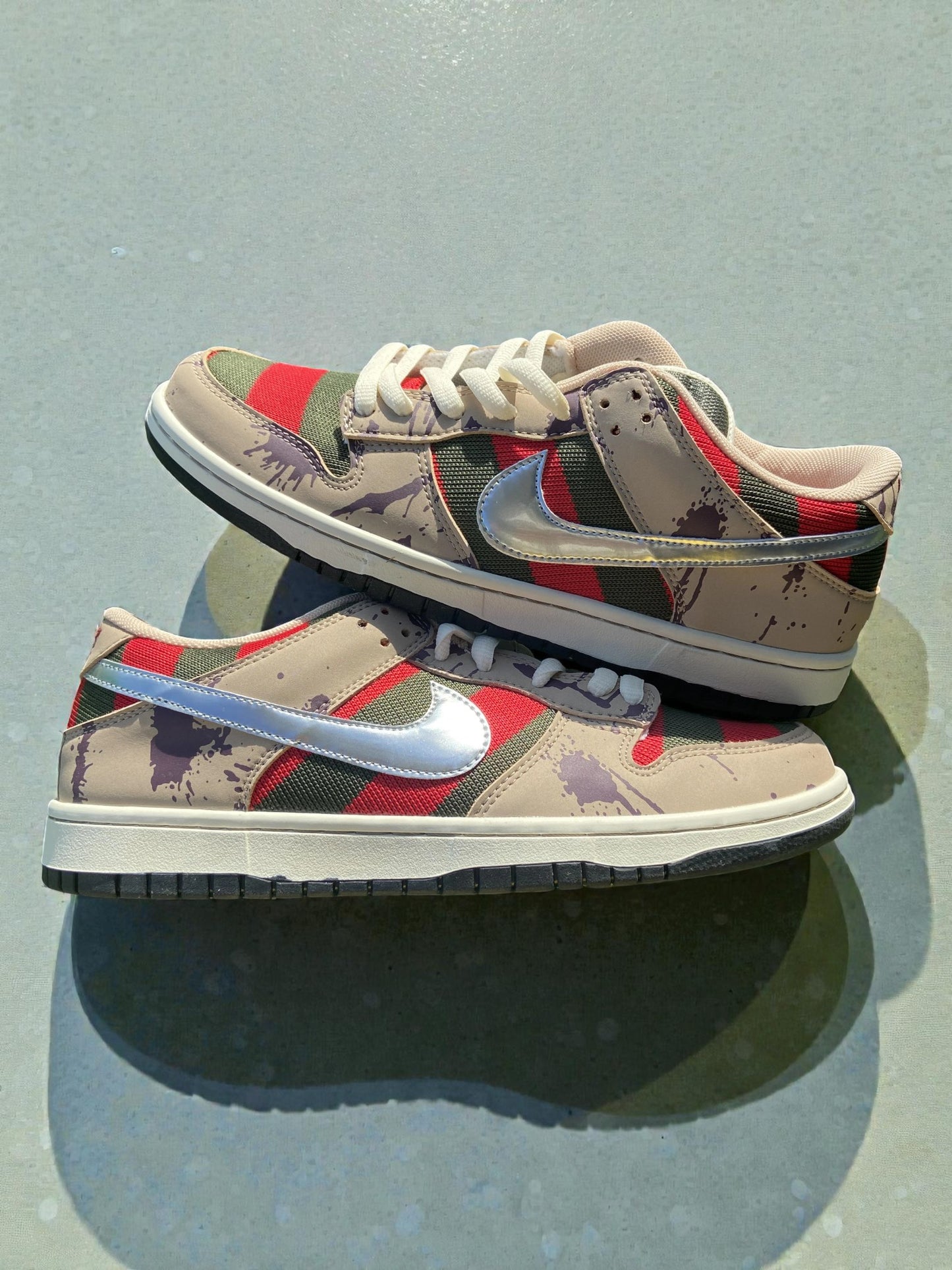 Nike SB Dunk Low Freddy Krueger