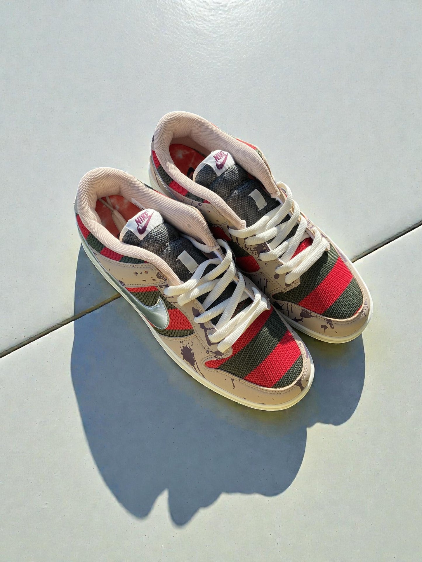 Nike SB Dunk Low Freddy Krueger