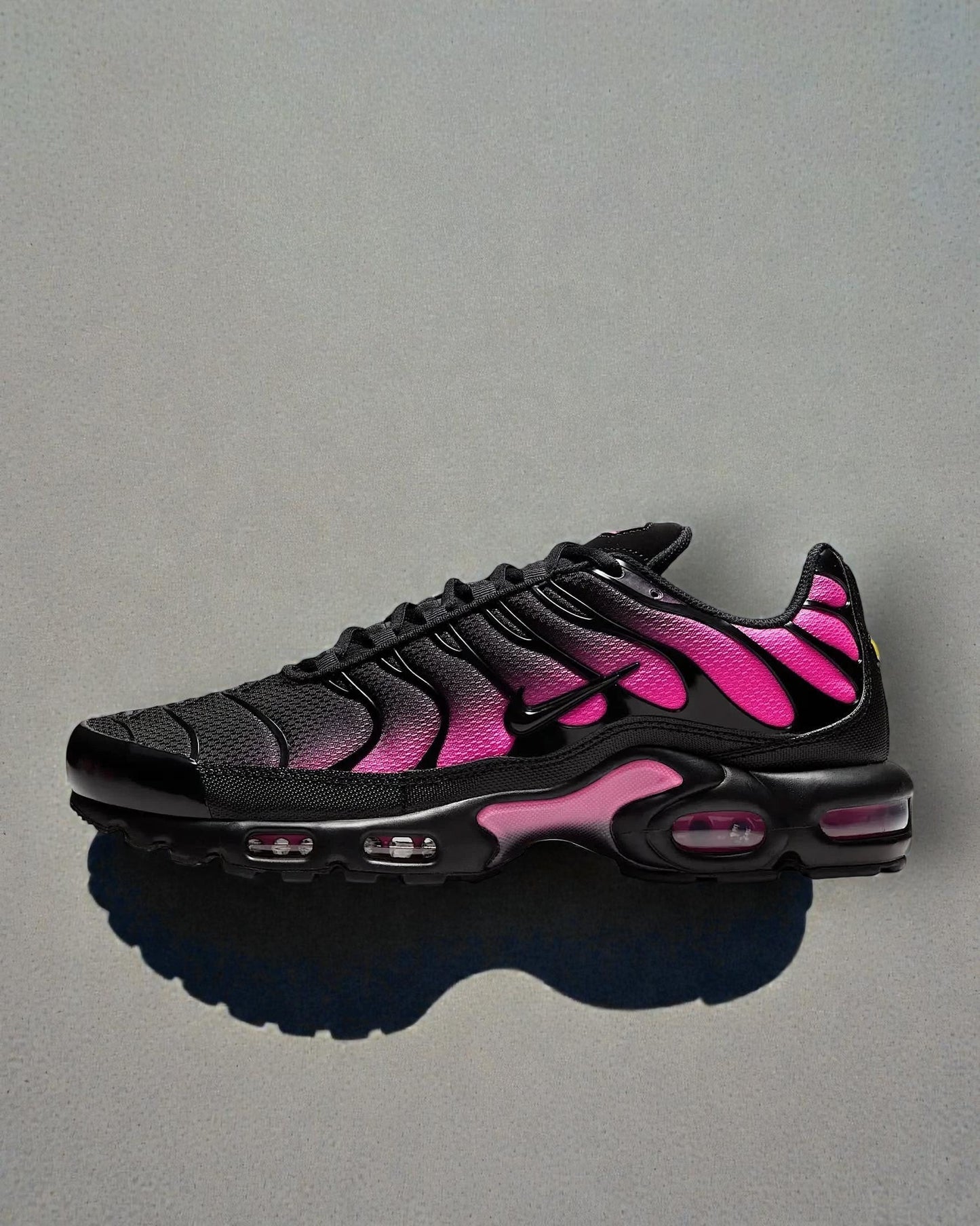 Nike Air Max Plus TN Hyper Pink